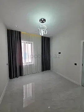 Satılır 4 otaqlı mənzil 140 m²