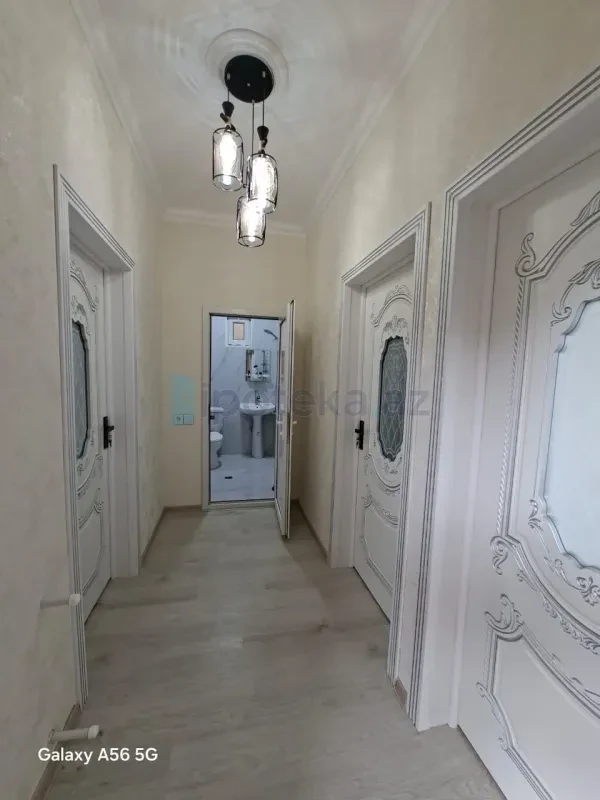 Satılır 5 otaqlı həyət evi 140 m²