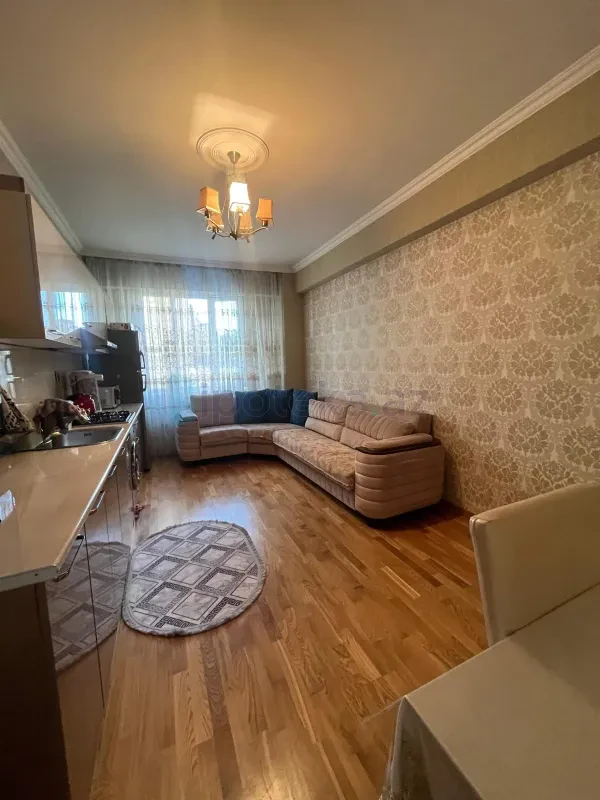 Satılır 3 otaqlı yeni tikili 60 m²