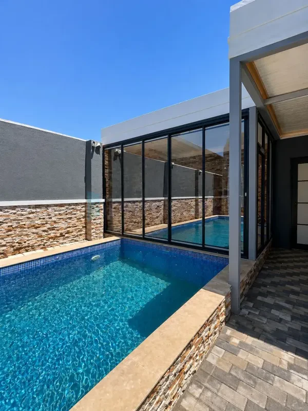 Satılır 5 otaqlı həyət evi 160 m²
