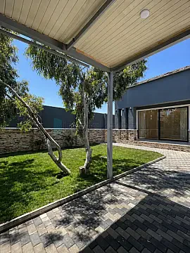 Satılır 5 otaqlı həyət evi 160 m²