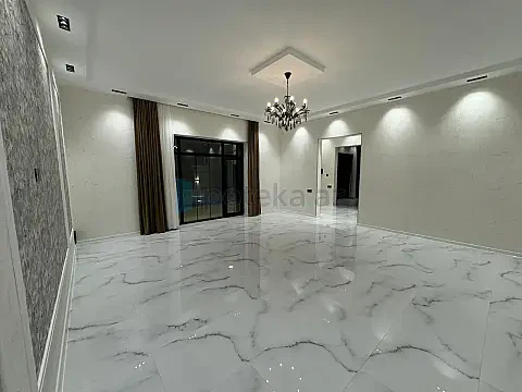 Satılır 4 otaqlı həyət evi 160 m²