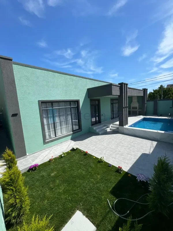 Satılır 4 otaqlı həyət evi 160 m²