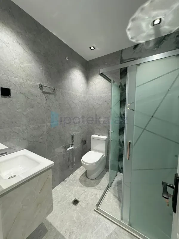 Satılır 4 otaqlı həyət evi 160 m²