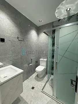 Satılır 4 otaqlı həyət evi 160 m²