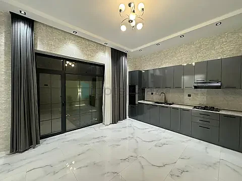 Satılır 4 otaqlı həyət evi 160 m²