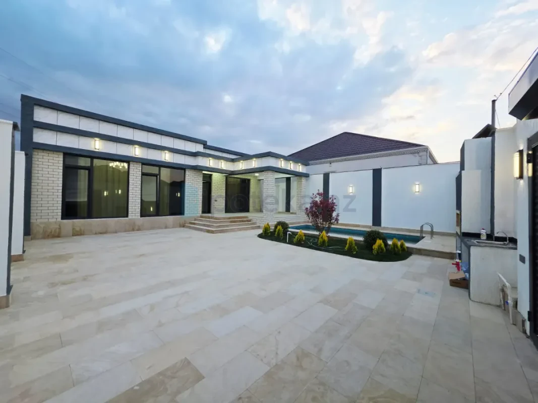 Satılır 4 otaqlı həyət evi 140 m²