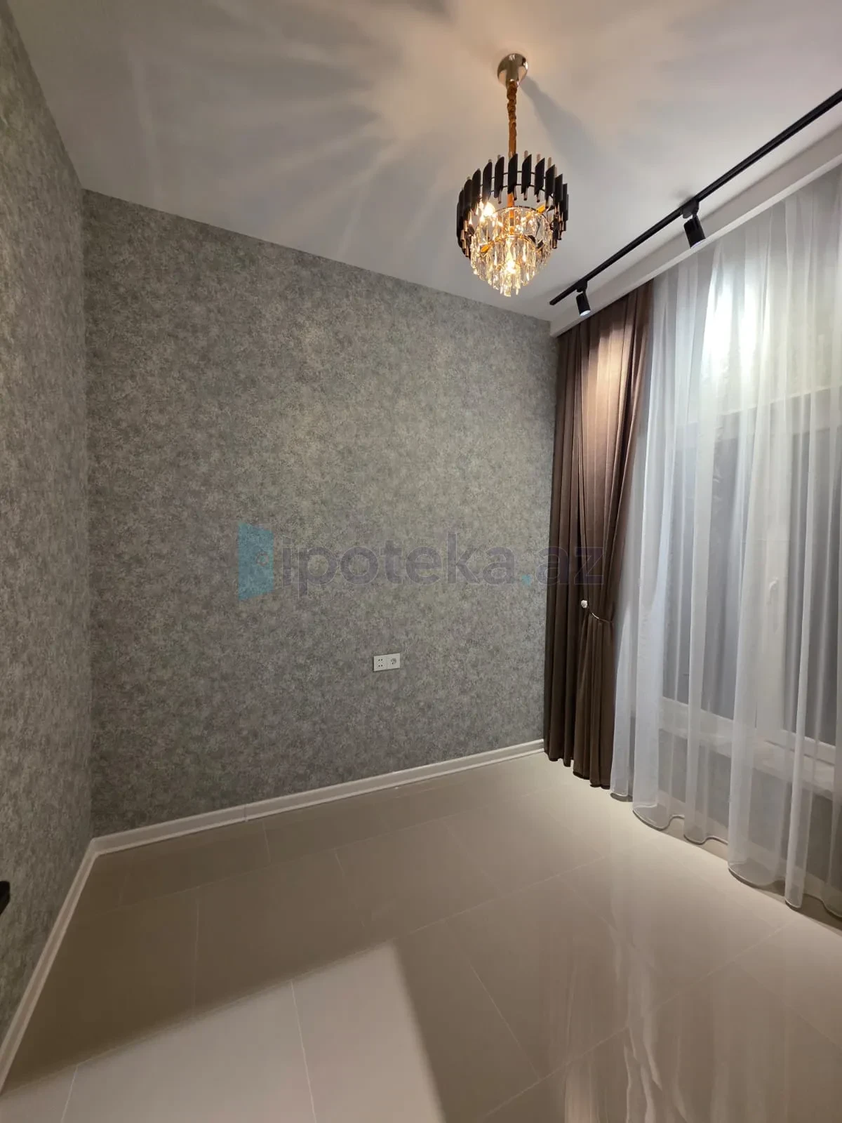 Satılır 4 otaqlı həyət evi 140 m²
