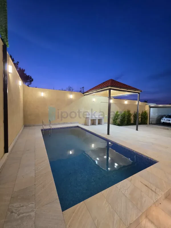 Satılır 4 otaqlı həyət evi 140 m²