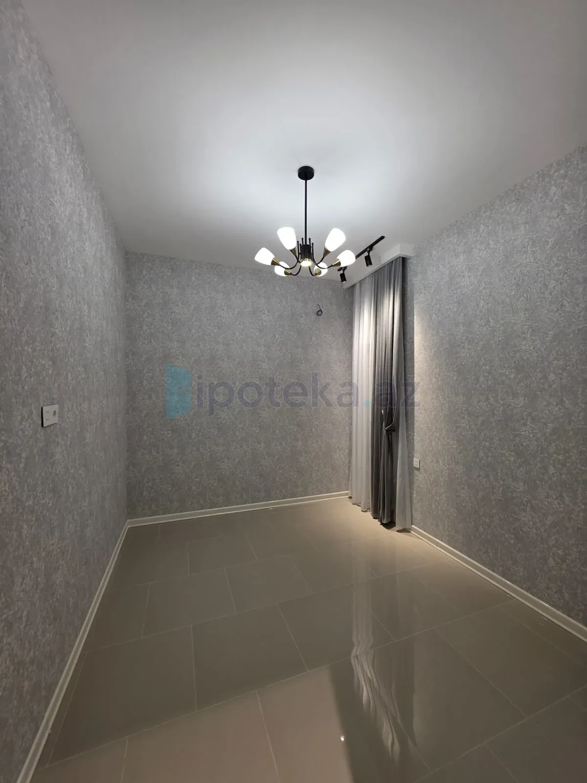 Satılır 4 otaqlı həyət evi 140 m²