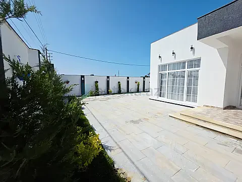 Satılır 4 otaqlı həyət evi 150 m² — Bakı, Şüvəlan 4 otaq 150.00 m²