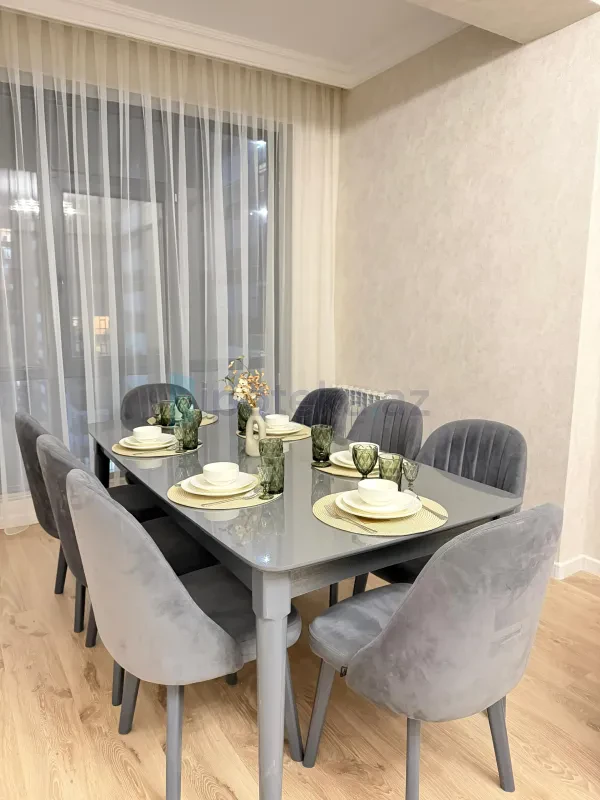 Satılır 2 otaqlı yeni tikili 75 m²