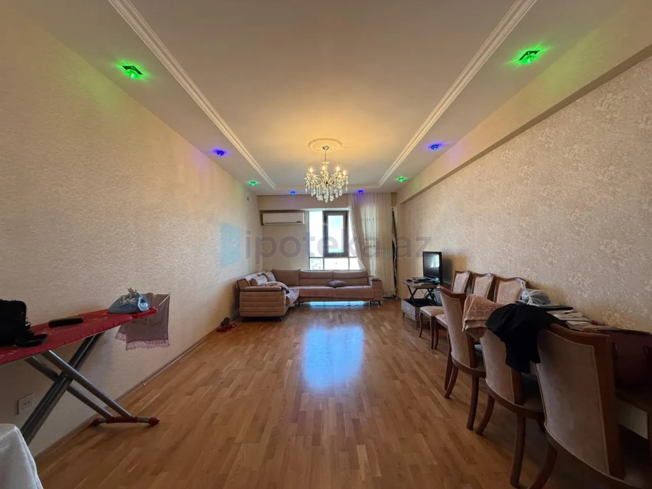 Satılır 3 otaqlı yeni tikili 120 m²