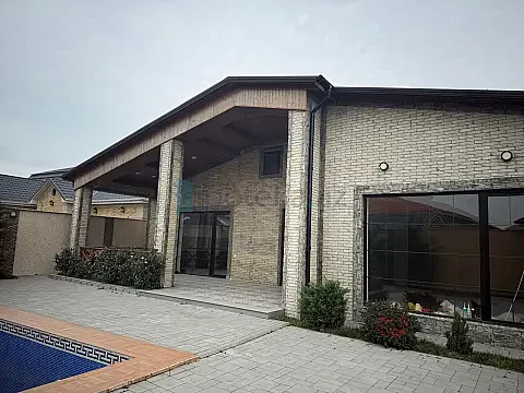 Satılır 3 otaqlı həyət evi 195 m² — Bakı, Mərdəkan 3 otaq 195.00 m²