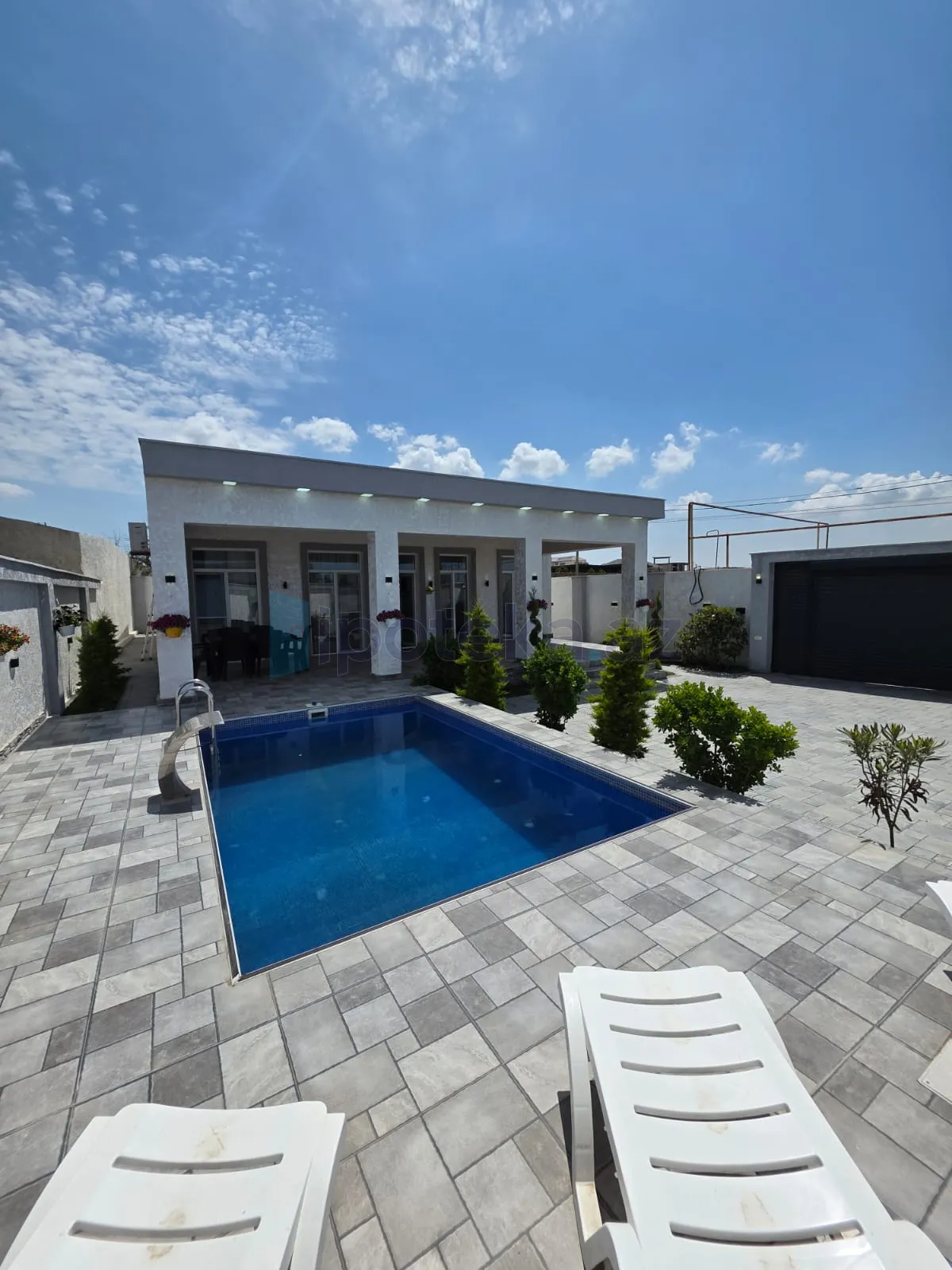 Satılır 4 otaqlı mənzil 150 m² — Bakı, Şüvəlan 4 otaq 150.00 m²