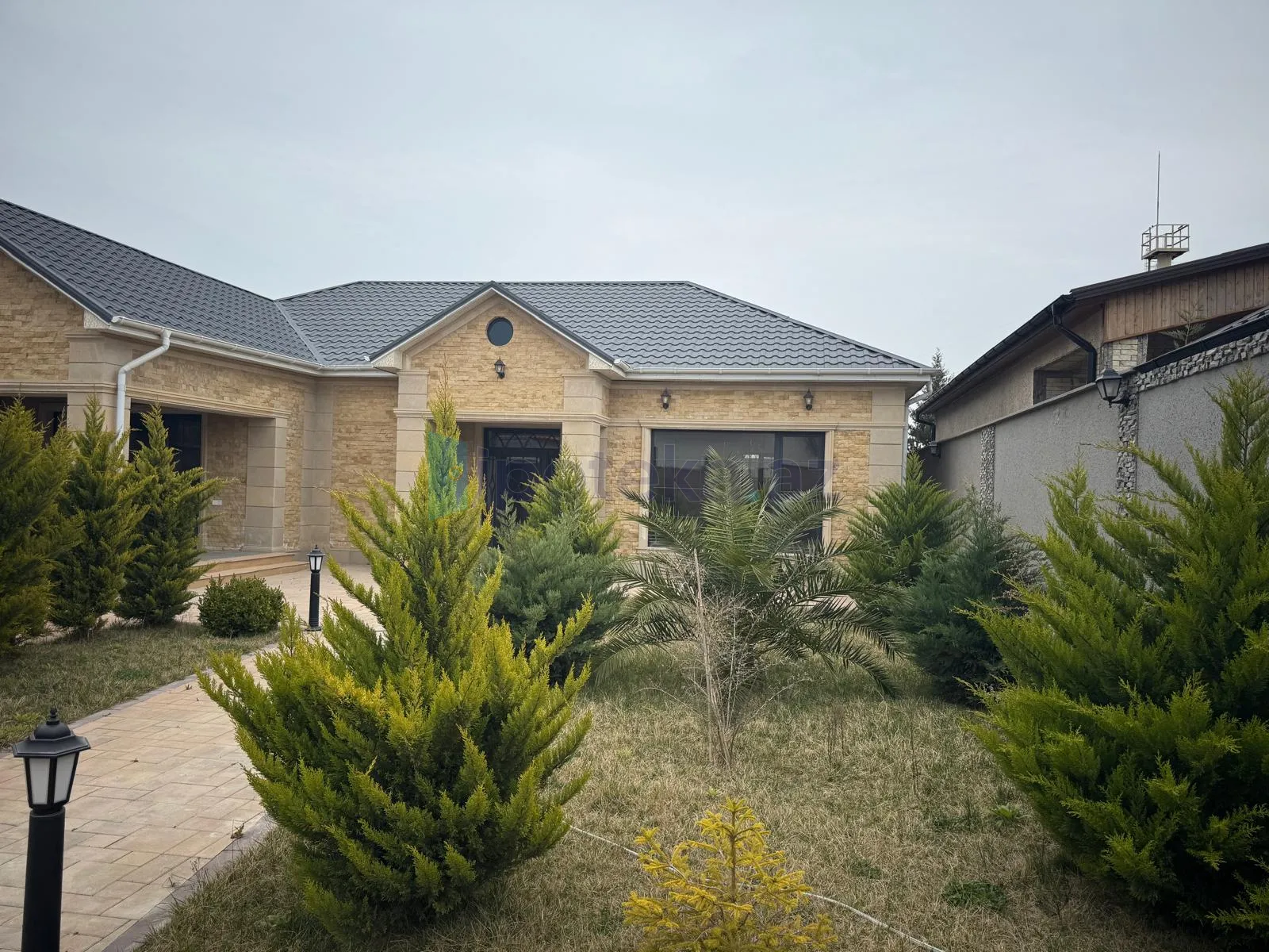 Satılır 3 otaqlı həyət evi 190 m² — Bakı, Mərdəkan 3 otaq 190.00 m²