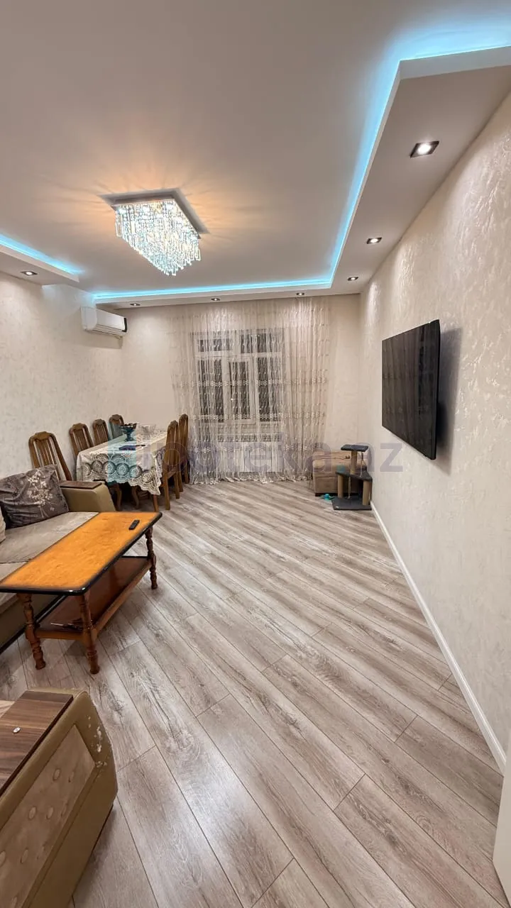 Satılır 3 otaqlı köhnə tikili 80 m² — Bakı, Köhnə Günəşli 3 otaq 80.00 m²