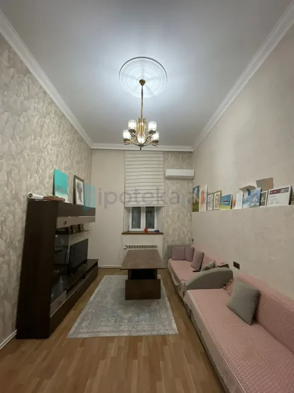 Satılır 3 otaqlı yeni tikili 50 m²