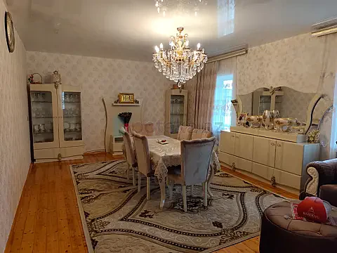 Satılır 5 otaqlı həyət evi 200 m² — Bakı, Buzovna 5 otaq 200.00 m²