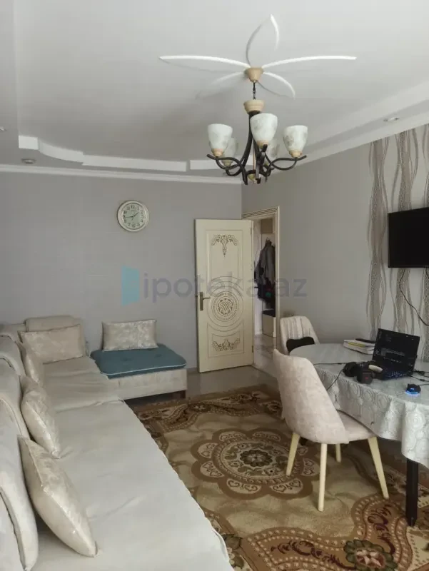 Satılır 2 otaqlı köhnə tikili 48 m²