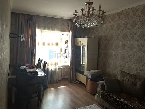 Satılır 3 otaqlı köhnə tikili 65 m² — Bakı, Köhnə Günəşli 3 otaq 65.00 m²