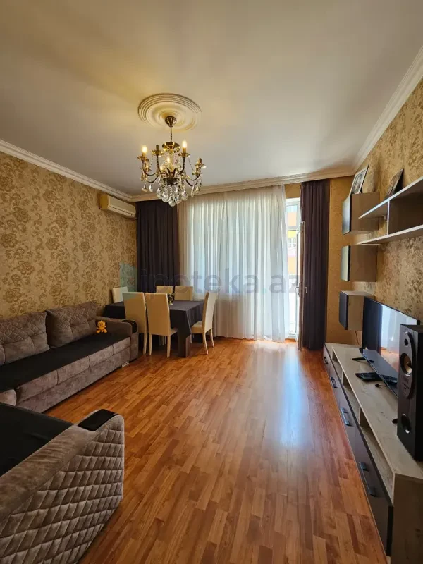 Satılır 3 otaqlı yeni tikili 80 m²