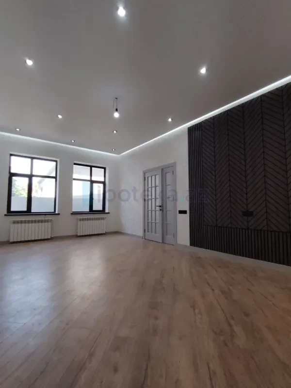 Satılır 4 otaqlı həyət evi 180 m²