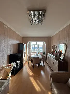 Satılır 3 otaqlı köhnə tikili 87 m² — Bakı, Nərimanov 3 otaq 87.00 m²