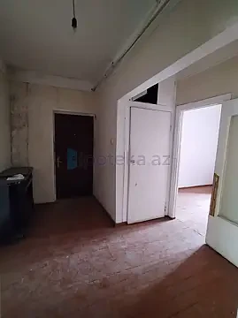 Satılır 2 otaqlı köhnə tikili 62 m² — Bakı, Əhmədli 2 otaq 62.00 m²