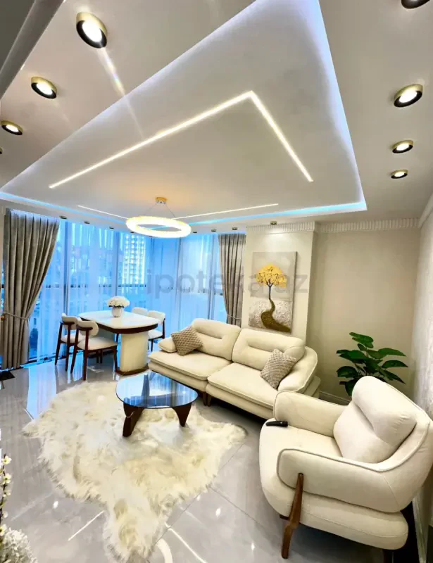 Satılır 3 otaqlı yeni tikili 105 m²