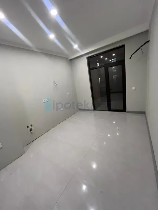 Satılır 3 otaqlı yeni tikili 107 m²