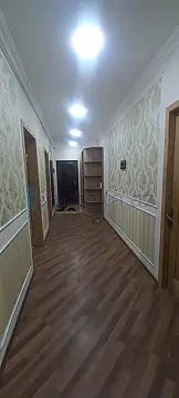 Satılır 4 otaqlı köhnə tikili 100 m² — Bakı, Yeni Günəşli 4 otaq 100.00 m²