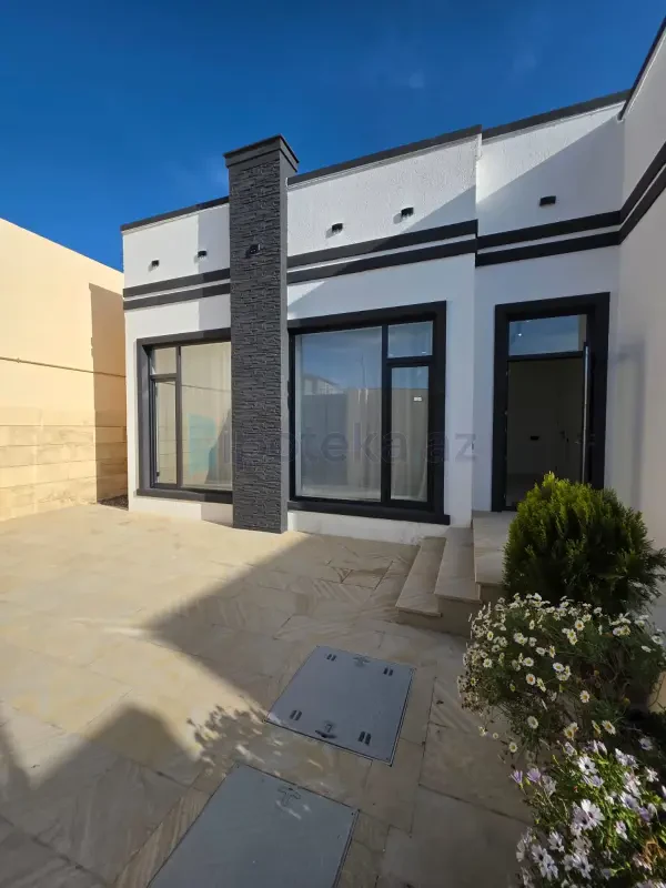 Satılır 4 otaqlı mənzil 120 m²
