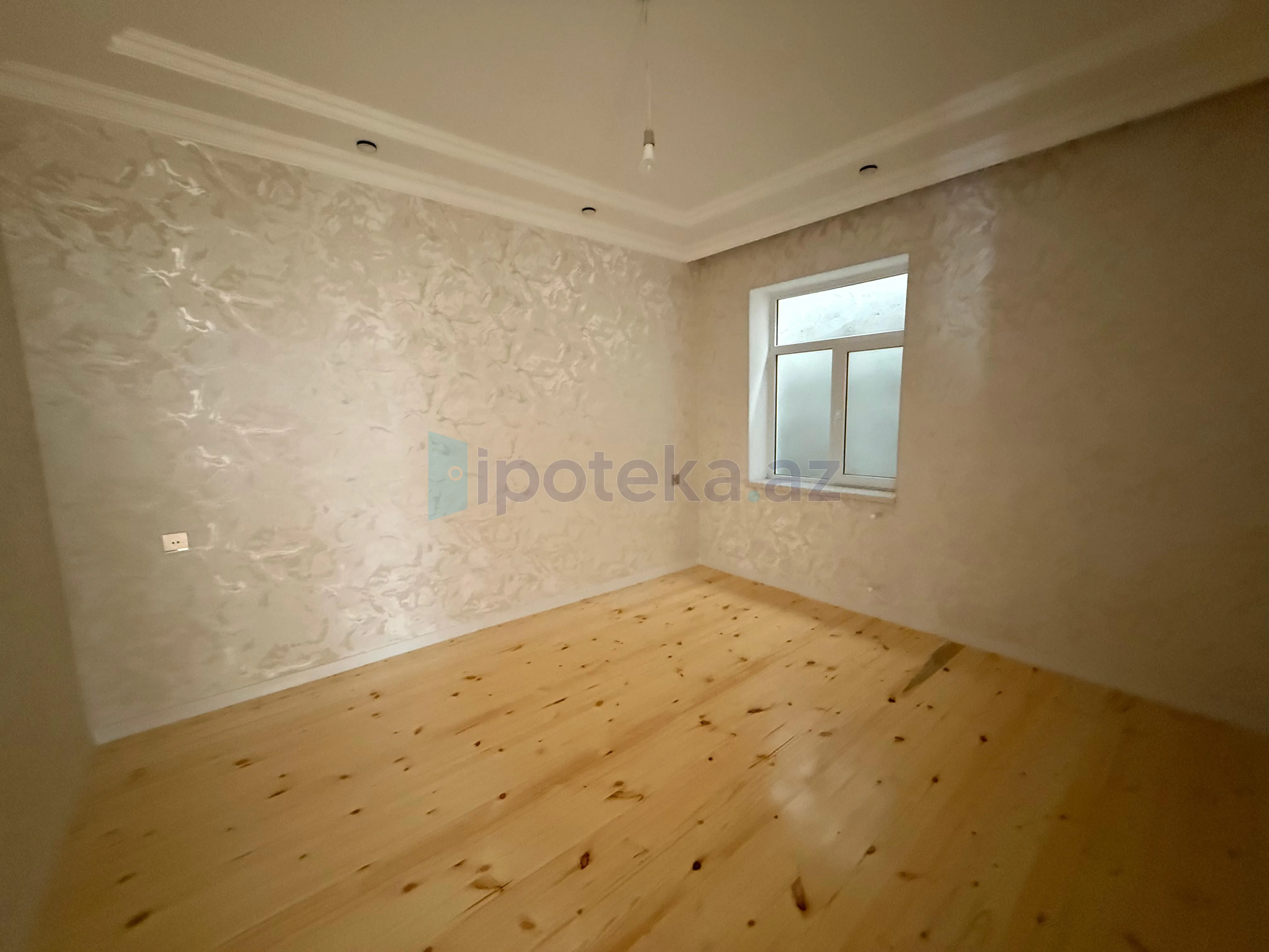Satılır 4 otaqlı həyət evi 120 m²
