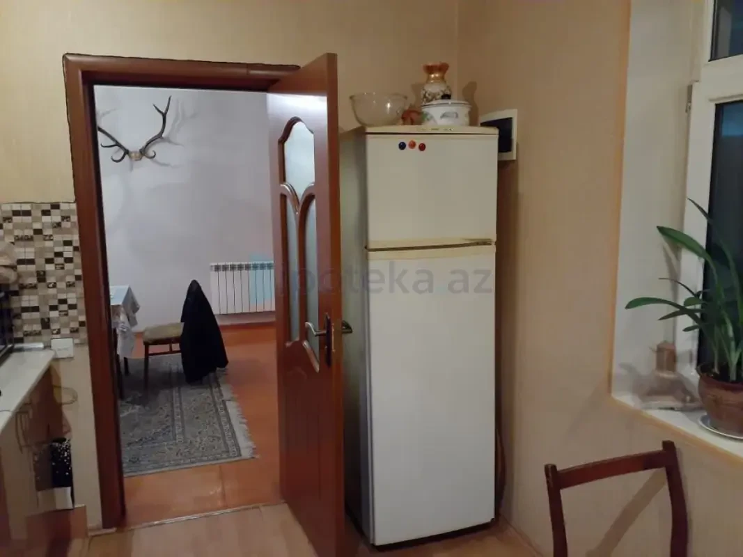 Satılır 4 otaqlı həyət evi 100 m²