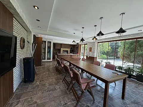 Satılır 8 otaqlı həyət evi 450 m² — Bakı, Buzovna 8 otaq 450.00 m²