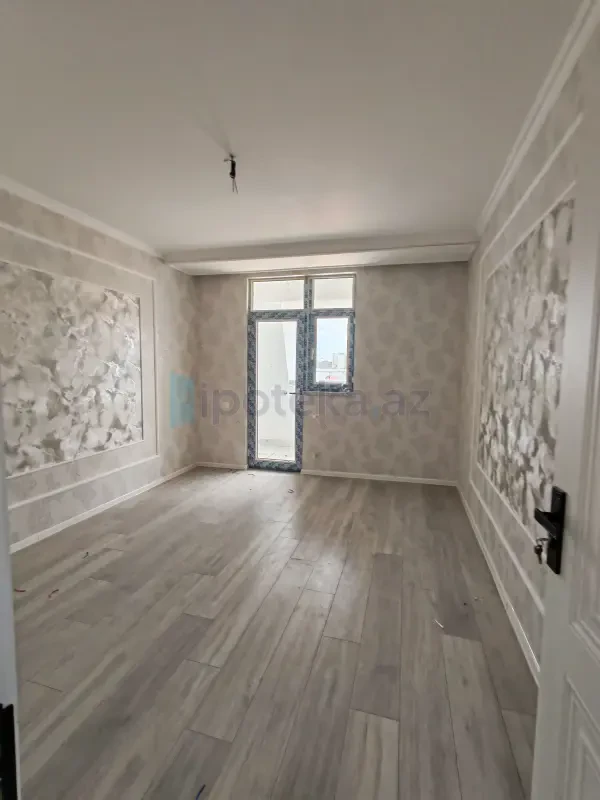 Satılır 3 otaqlı yeni tikili 76 m²