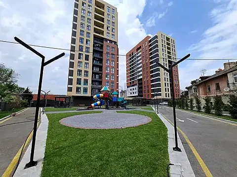 Satılır 3 otaqlı yeni tikili 127 m² — Bakı 3 otaq 127.00 m²