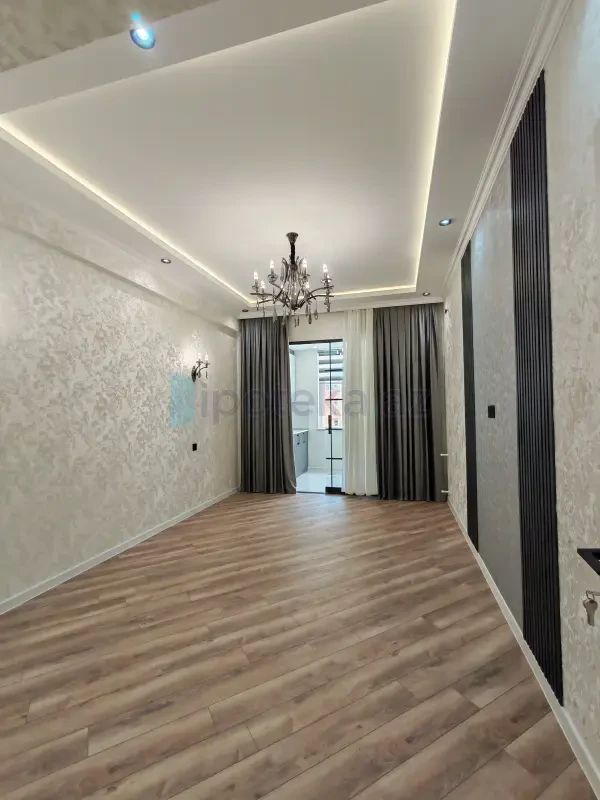 Satılır 2 otaqlı yeni tikili 65 m²