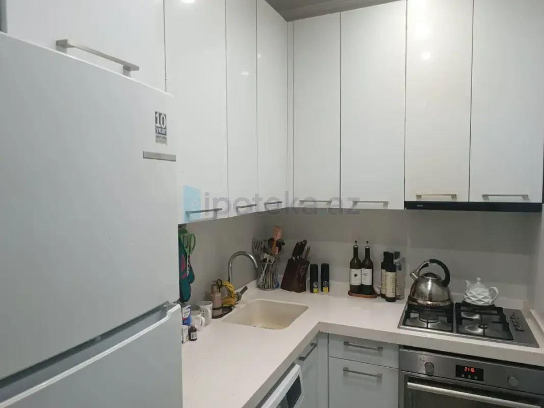 Satılır 2 otaqlı yeni tikili 50 m²