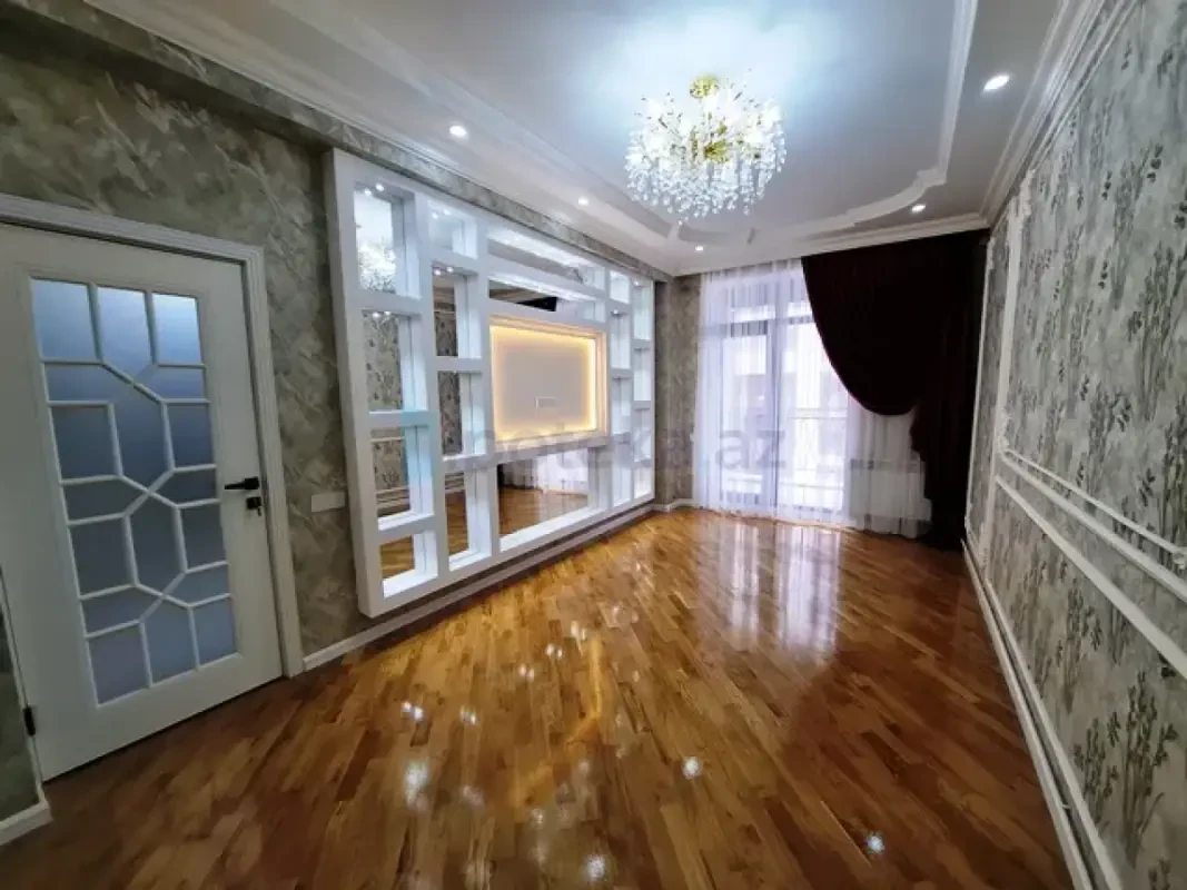 Satılır 2 otaqlı yeni tikili 70 m²