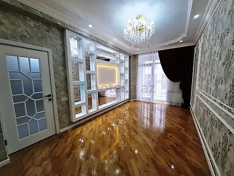 Satılır 2 otaqlı yeni tikili 70 m² — Bakı 2 otaq 70.00 m²