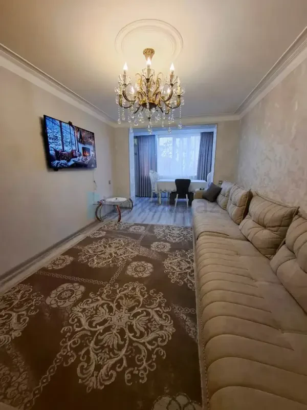Satılır 3 otaqlı köhnə tikili 85 m²