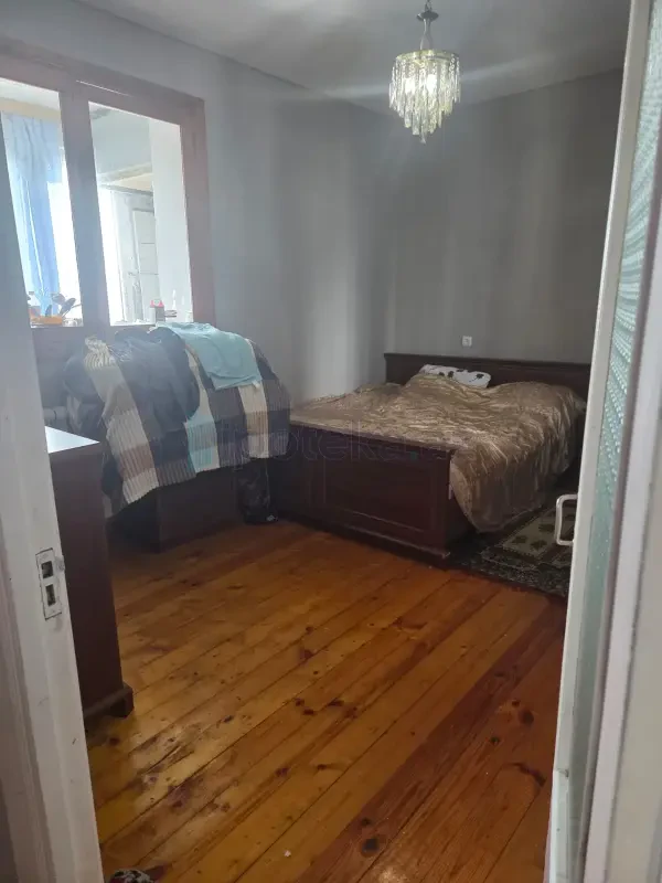 Satılır 3 otaqlı köhnə tikili 54 m²
