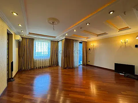 Satılır 5 otaqlı yeni tikili 260 m² — Bakı, Nərimanov 5 otaq 260.00 m²