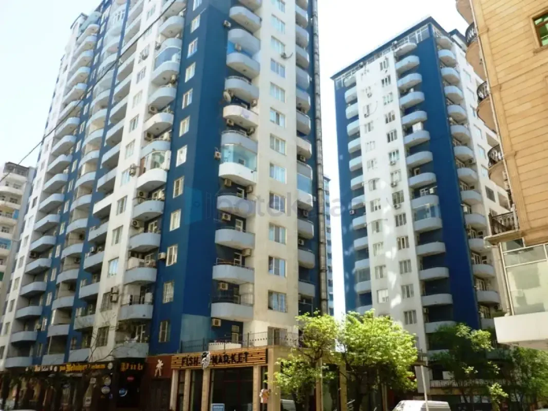 Satılır 3 otaqlı yeni tikili 187 m²