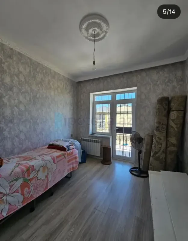 Satılır 4 otaqlı həyət evi 140 m²