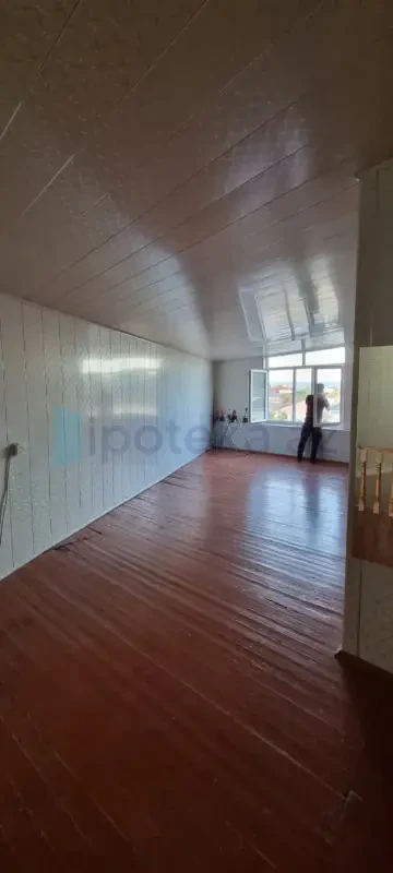 Satılır 9 otaqlı həyət evi 310 m²