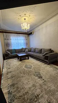 Satılır 5 otaqlı köhnə tikili 110 m² — Bakı, Qaraçuxur 5 otaq 110.00 m²