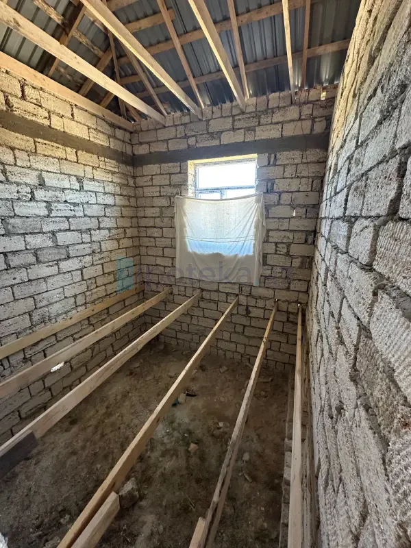 Satılır 4 otaqlı həyət evi 100 m²